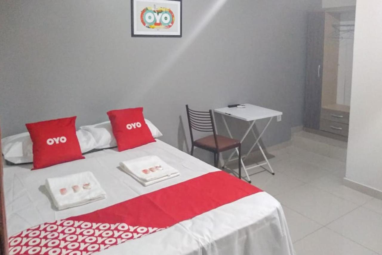 Hotel Oyo Esplanada, 4*